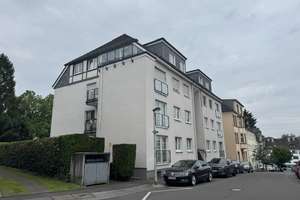 Attraktive 2-Zimmer-Eigentumswohnung mit Balkon, Aufzug und Einzelgarage