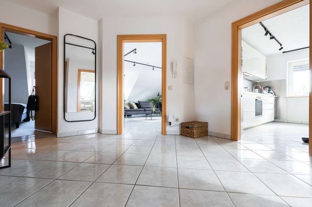 Immobilie in Aurachtal - 4-Zimmer-Maisonettewohnung mit Westbalkon, Garage & Stellplatz - Bild 4