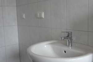 *FRÜHLINGSFREUDEN IM NEUEN ZUHAUSE! Helle 3,5-Zi.-Whg., Adelkampstraße, E-Frohnhausen!* – Adelkampstrasse 97, 45147 Essen – Vorschaubild 3