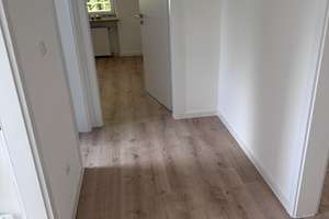 Hochwertig sanierte 3,5-Zimmer-Wohnung mit großem Süd-Balkon in München-Forstenried – 81475 Fürstenried-West, München – Vorschaubild 6