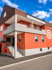 Großes Einfamilienhaus in Kleinostheim – Wohntraum auf 3 Etagen