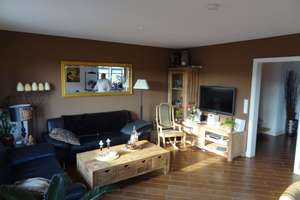 Sonnige und neuwertige 4-Zimmer-Doppelhaushälfte mit 2 Carports – Hans Koch Ring 28, 21493 Schwarzenbek – Vorschaubild 12
