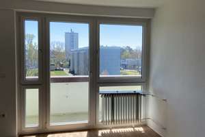 Nette Nachbarn gesucht: Tolle 2 Zimmerwohnung im Stadtteil Bauernfeind mit Balkon! – Sonnenstr. 17, 90471 Rangierbahnhof-Siedlung, Nürnberg – Vorschaubild 3