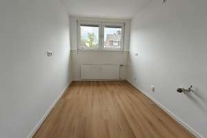 Erstbezug nach Sanierung, helle 2,5-Zimmer-DG-Wohnung in Essen-Stadtwald – Frankenstraße 252, 45134 Stadtwald, Essen – Vorschaubild 4
