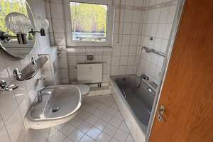 Frisch renovierte 85 m² warten aus Sie! , 3. Zimmer, Küche, Bad, Gäste WC u.  Balkon Do-Wellinghofen – Wellinghofer Hecke 12, 44265 Wellinghofen, Dortmund – Vorschaubild 13