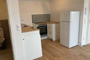 Charmante 1-Zimmer Dachgeschosswohnung in Koblenz-Mitte – Kurfürstenstraße 10, 56068 Mitte, Koblenz – Vorschaubild 4