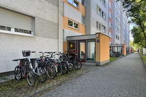 Vollmöbliertes und renoviertes Apartment in M.-Solln - sofort bezugsfertig! – Die vollständige Adresse der Immobilie erhältst du vom Anbieter., 81477 Solln, München – Vorschaubild 9