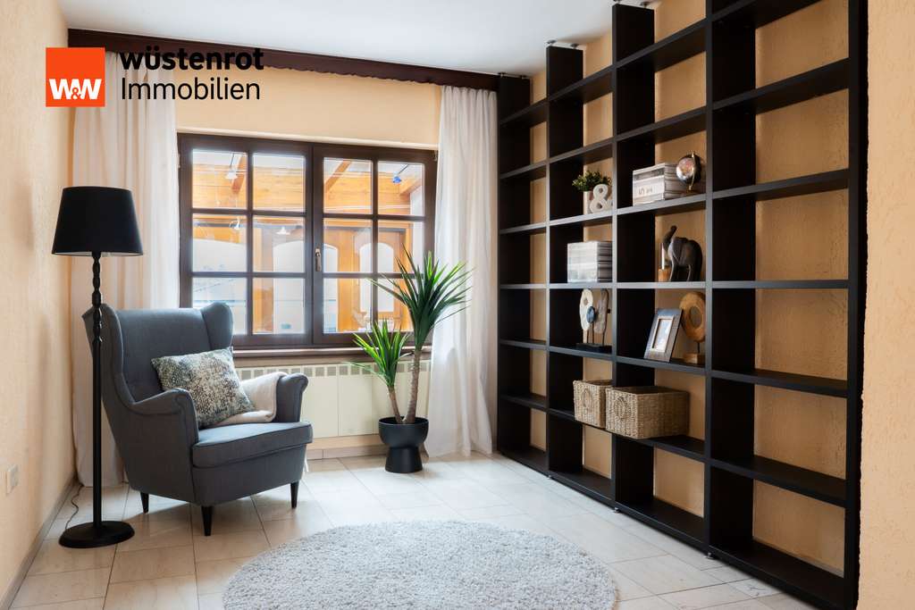 Immobilie in Mettlach - Ein Haus für Generationen – Anwesen mit 280 m², Wintergarten & separater Einheit - Bild 0