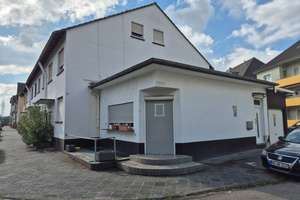 Zweifamilienhaus in Mannheim-Hochstätt zu verkaufen – Die vollständige Adresse der Immobilie erhältst du vom Anbieter., 68239 Seckenheim, Mannheim – Vorschaubild 1