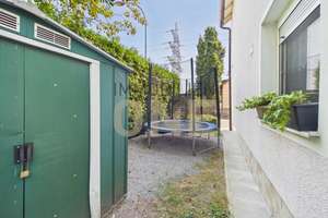 Ein Zuhause zum Ankommen – gepflegtes Einfamilienhaus mit sonnigem Garten, viel Platz und Entwicklun – Die vollständige Adresse der Immobilie erhältst du vom Anbieter., 93055 Schwabelweis, Regensburg – Vorschaubild 26