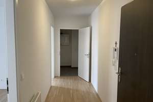 Attraktive 2 Zimmerwohnung mit besonderem Flair! – Konsul-Smidt-Str. 39, 28217 Überseestadt, Bremen – Vorschaubild 4