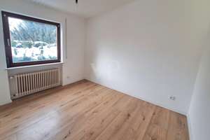 VON POLL BAD HOMBURG: Stadtnahes Einfamilienhaus mit großem Außenbereich & Gestaltungsmöglichkeiten – Die vollständige Adresse der Immobilie erhältst du vom Anbieter., 61352 Bad Homburg vor der Höhe – Vorschaubild 7