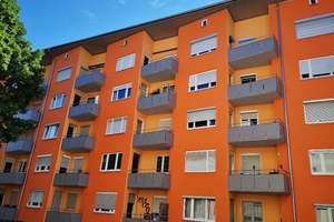 Zentrale 3-Zimmer-Wohnung mit Balkon und Garage