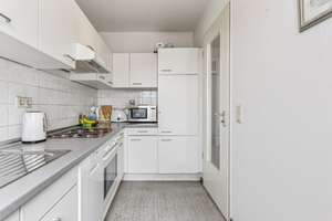In der beliebten Hiddenseestraße: 2-Zimmer-Wohnung mit Balkon und Tiefgaragenstellplatz (optional) – 40468 Unterrath, Düsseldorf – Vorschaubild 5