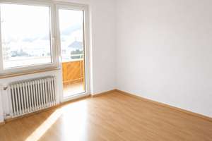 Sonnige 3,5 Zimmerwohnung in Reutlingen (Schanzgebiet) mit herrlicher Aussicht – Die vollständige Adresse der Immobilie erhältst du vom Anbieter., 72770 Betzingen, Reutlingen – Vorschaubild 9