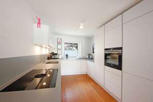 SOMMER IM EIGENEN HAUS! - TOP saniertes 4+1-Zi-Reihenmittelhaus mit PV Anlage! – Die vollständige Adresse der Immobilie erhältst du vom Anbieter., 82008 Unterhaching – Vorschaubild 13