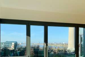 RHEINBLICK PUR im HAFEN - NEU HOCHWERTIG MÖBLIERT -  PORTOBELLO-HAUS - OFFENE EINBAUKÜCHE; PARKETT – Die vollständige Adresse der Immobilie erhältst du vom Anbieter., 40217 Unterbilk, Düsseldorf – Vorschaubild 2