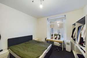 Sanierte 4 Raum Wohnung in zentraler Lage – Die vollständige Adresse der Immobilie erhältst du vom Anbieter., 42281 Barmen, Wuppertal – Vorschaubild 6