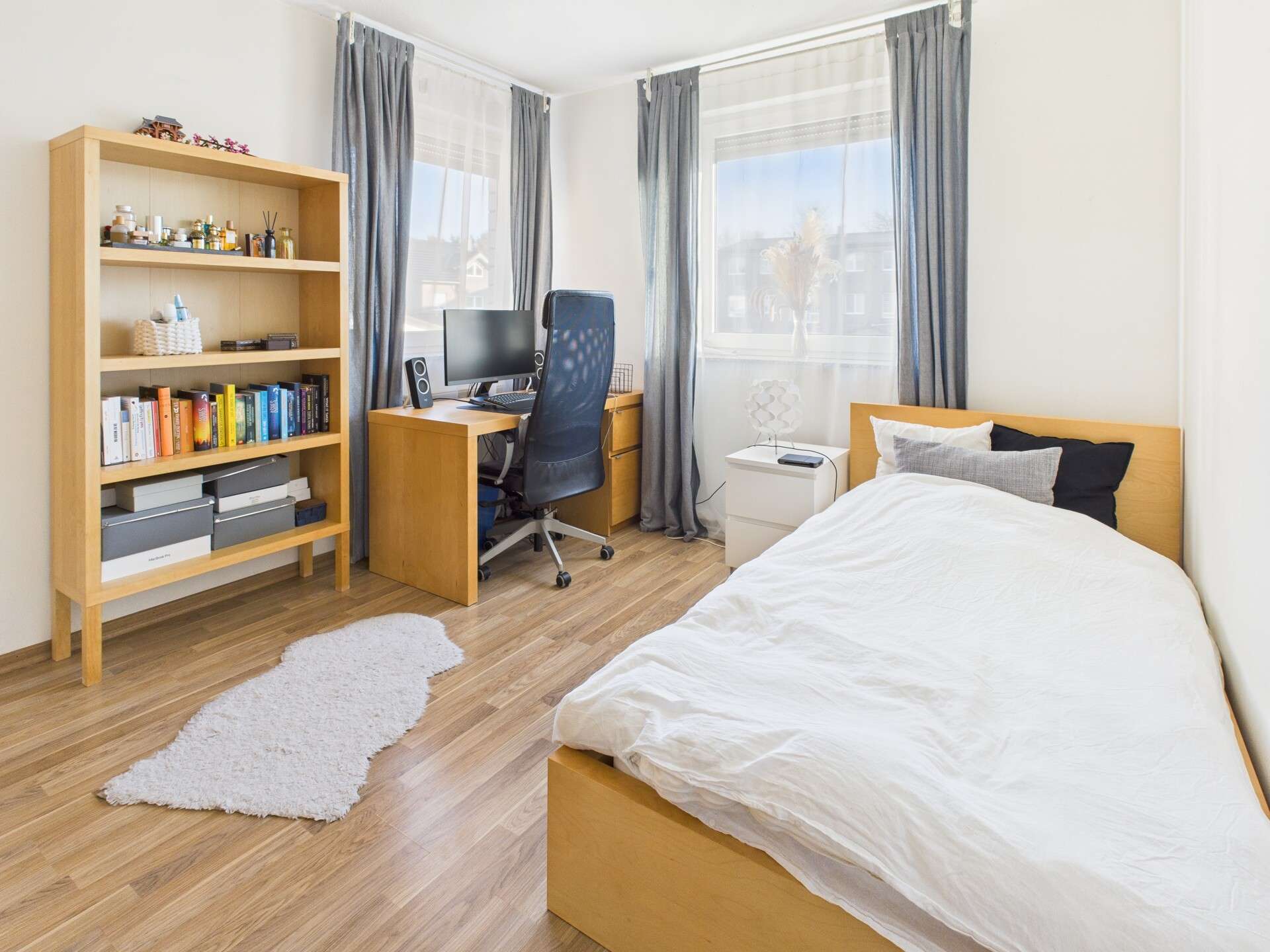 Immobilie in Merzenich - Großzügiges 1–3-Familienhaus mit vielseitigem Nutzungspotenzial in Merzenich! - Bild 2