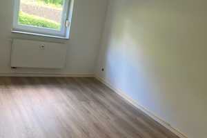 Frisch renovierte 3-Raum-Wohnung in Rottenburg – Weilerstraße 56, 72108 Tübingen (Kreis) – Vorschaubild 2
