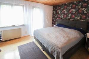 Ihr neues Familienglück: Gepflegtes Reihenmittelhaus mit Garten & Garage in Renningen – Die vollständige Adresse der Immobilie erhältst du vom Anbieter., 71272 Renningen – Vorschaubild 7