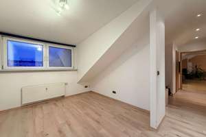 Großzügig geschnittene 3,5-Zimmer-DG-Wohnung – Wohnen und Arbeiten unter einem Dach – Die vollständige Adresse der Immobilie erhältst du vom Anbieter., 68305 Waldhof, Mannheim – Vorschaubild 14