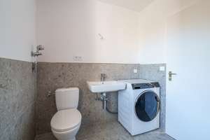 SOPART IMMOBILIEN - Geräumige 2-Zimmer-Dachterrassenwohnung - zentral und dennoch ruhig gelegen. – Osterseestr. 22, 82194 Gröbenzell – Vorschaubild 9
