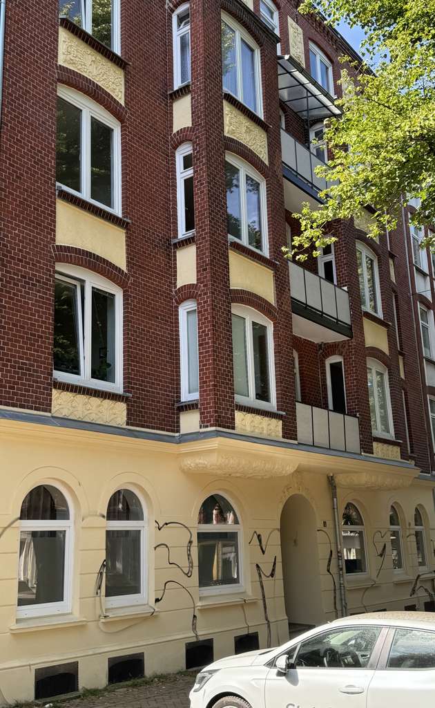 Sichere Wertanlage mit Potenzial durch Denkmalschutz mit moderner ETW in stilvollem Altbau