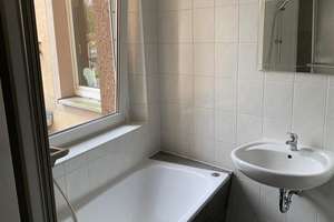 Großzügige 4-Zimmer mit Laminat, EBK und Wannenbad in guter Lage – Zwickauer Straße 408, 9117 Siegmar, Chemnitz – Vorschaubild 11