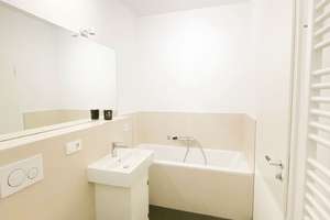 4-Zimmer-Wohnung mit Garten in neuwertigem Zustand in Prenzlauer Berg – Kopenhagener Straße 31e, 10437 Prenzlauer Berg, Berlin – Vorschaubild 9