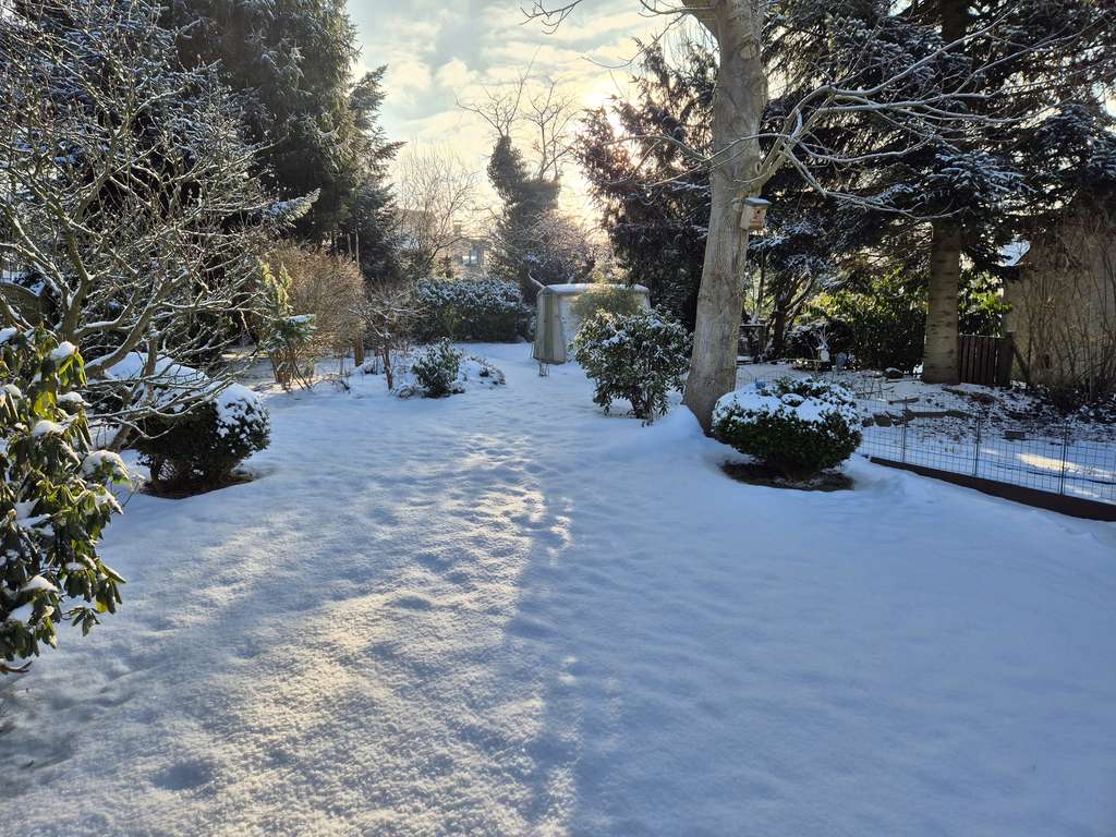 Immobilie in Großbarkau - Traum am See vor den Toren Kiels: Stilvolle Doppelhaushälfte in Kirchbarkau - Bild 1