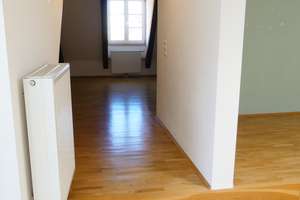 Exklusive 3,5-Zimmer Dachterrassen-Wohnung in Mittelalterlichem Stadthaus (von privat) – Malergasse 9, 93047 Innenstadt, Regensburg – Vorschaubild 18