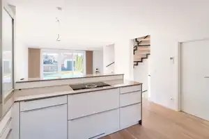 Modernes und neuwertiges Reiheneckhaus ***SAUNA**GARAGE**GARTEN*** – Stuttgart – Vorschaubild 4