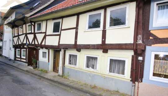 Bild von Sanierungsbedürftiges Fachwerkhaus in bester Innenstadtlage Königslutters! Mein Haus = Mein Makler!