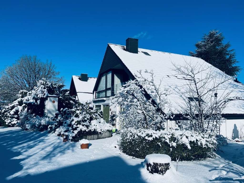 Immobilie in Achim - Renovierungsbedürftiges 14-Zimmer Einfamilienhaus in Achim - Bild 4