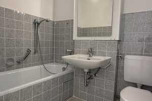 Unverbaubarer Ausblick! 2 Zimmer ETW mit TG-Stellplatz – München – Vorschaubild 7