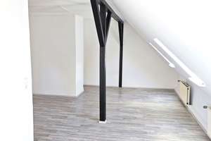 !! Helle 3 Zimmer Wohnung im Dachgeschoss - Nähe Weser !! – Rönnebecker Straße 54, 28777 Rönnebeck, Bremen – Vorschaubild 8