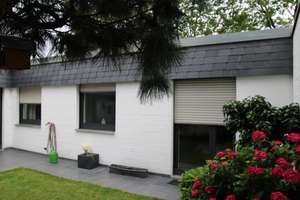 Familienfreundlicher sanierter 4,5-Zimmer-Bungalow mit EBK in Köln-Ossendorf – Rektor-Klein-Straße 1, 50827 Ossendorf, Köln – Vorschaubild 4
