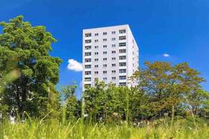 Zentrale 2-Zimmer-Wohnung mit Balkon, offener Küche und Badewanne! – Grunaer Str. 18, 1069 Pirnaische Vorstadt, Dresden – Vorschaubild 1