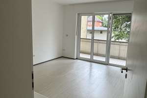 Wohnen mit Charakter: 2-Zimmer-Wohnung in Augsburg-Göggingen – Röntgenstraße 10, 86199 Göggingen-Nordost, Augsburg – Vorschaubild 2
