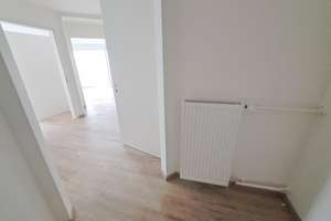 Nur mit WBS! 3-Zimmer-Wohnung mit Aufzug, Balkon und barrierefreier Dusche in Bremerhaven! – Hinrich-Schmalfeldt-Straße 19, 27576 Klushof, Bremerhaven – Vorschaubild 13