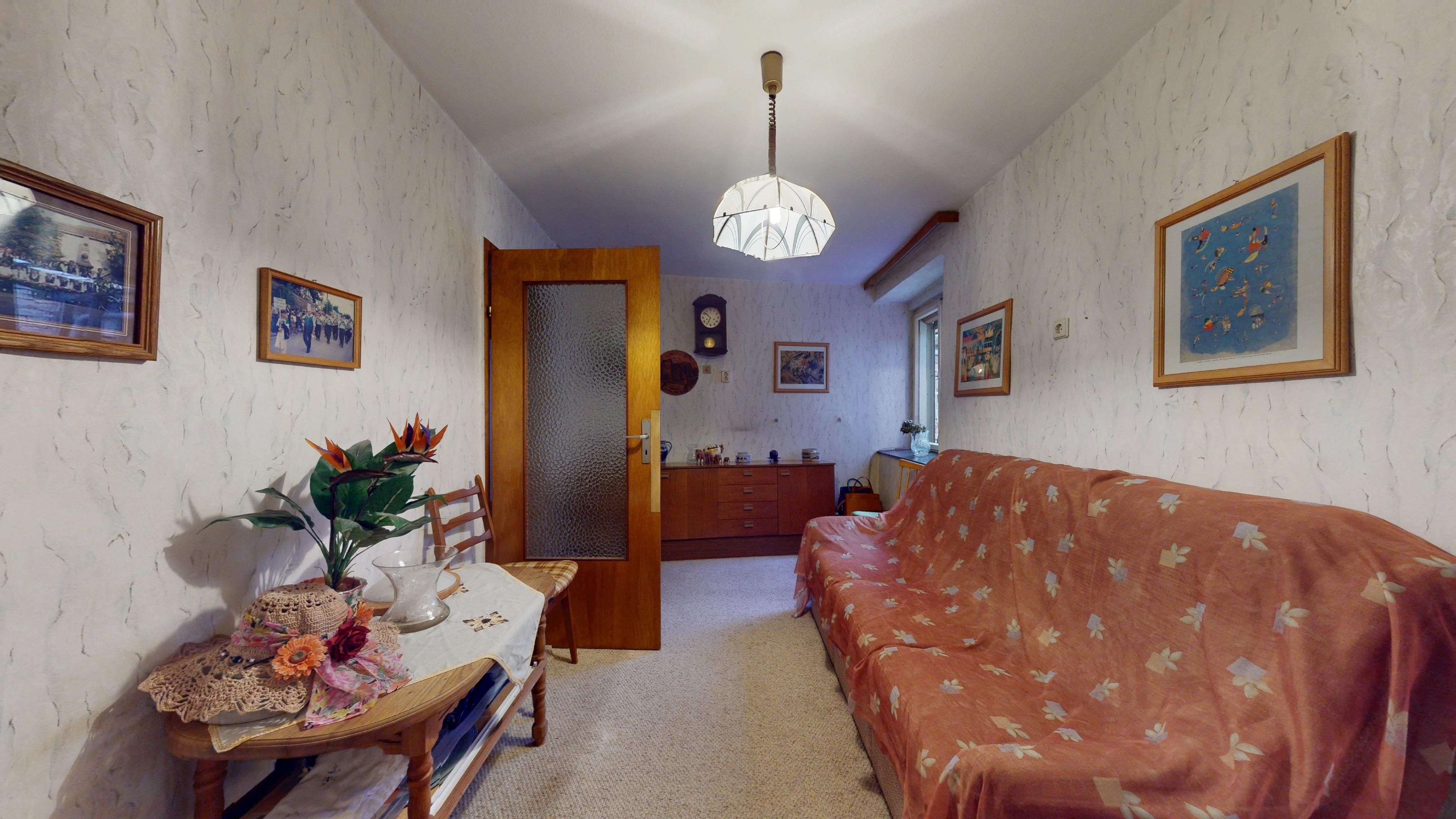 Immobilie in Eckelsheim - Bestandshaus mit Charme und bezugsfertigem Anbau: ein Zuhause mit Potenzial und attraktivem Preis - Bild 0