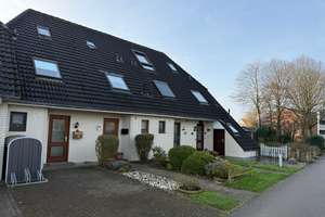 Modernisierten und möbliertes RMH in ruhiger Lage v. Büsum – Die vollständige Adresse der Immobilie erhältst du vom Anbieter., 25761 Büsum – Vorschaubild 1
