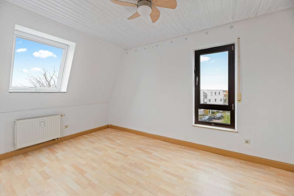 Immobilie in Wendlingen am Neckar - ++ Sofort beziehbar - 4,5-5,5 Zimmer mit flexiblen Nutzungsmöglichkeiten ++ - Bild 0