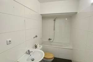 Wunderschöne 2 Zimmer Wohnung mit Balkon und Abstellraum aktuell leer – Hagerweg 36, 47798 Stadtmitte, Krefeld – Vorschaubild 8