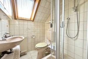 SCHÖNES, GEPFLEGTES REIHENMITTELHAUS IN RUHIGER, FAMILIENFREUNDLICHER WOHNLAGE – Die vollständige Adresse der Immobilie erhältst du vom Anbieter., 86167 Lechhausen-West, Augsburg – Vorschaubild 23