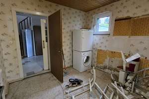 Einfamilienhaus mit großem Garten, überdachtem Balkon, Terrasse und 3 Garagen sucht neue Familie! – Die vollständige Adresse der Immobilie erhältst du vom Anbieter., 71263 Weil der Stadt – Vorschaubild 15
