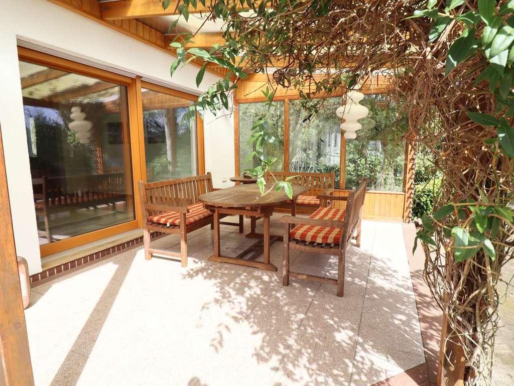 Immobilie in Barver - Großzügiges Ein-/Zweifamilienhaus in Barver mit 220 qm, Kamin und großem Grundstück in ruhiger Lage - Bild 1