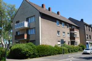 Sehr schöne 3-Zimmerwohnung zentral gelegen mit Balkon und Vinylboden...