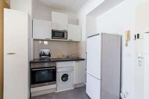 Leerstehende Wohnung mit überzeugender Raumaufteilung, renoviertem Bad und großzügigem Balkon – 60435 Eckenheim, Frankfurt am Main – Vorschaubild 7